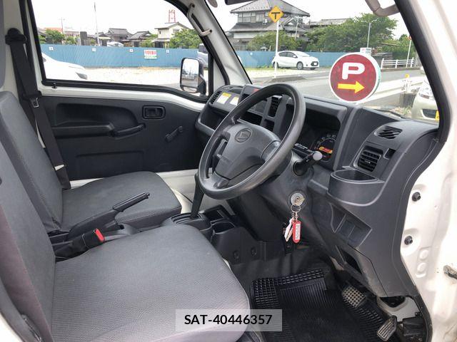 Daihatsu HIJET TRUCK 2014-09 7724048-12