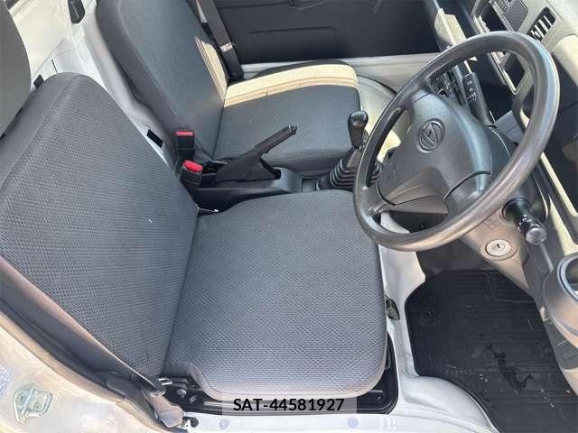 Daihatsu HIJET TRUCK 2016-08 7876810-11