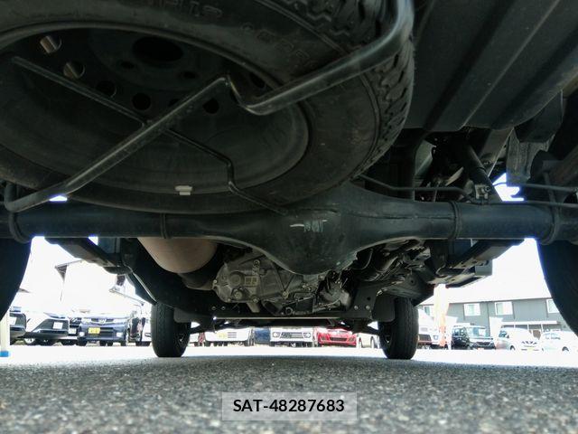 Daihatsu HIJET TRUCK 2017-01 7962001-11