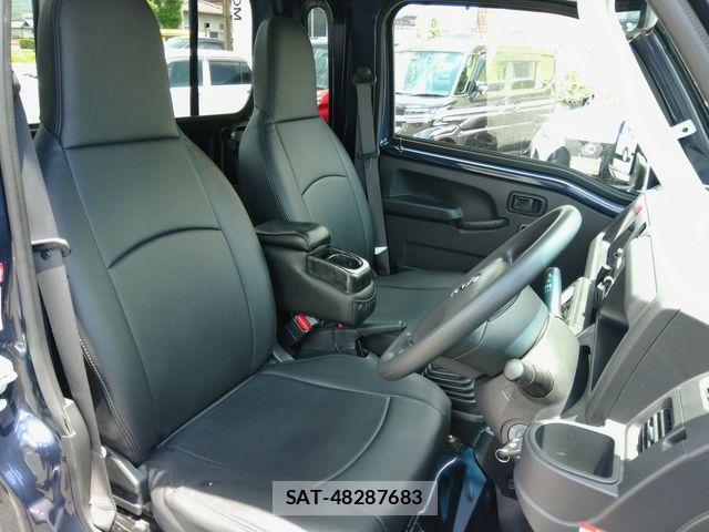 Daihatsu HIJET TRUCK 2017-01 7962001-12