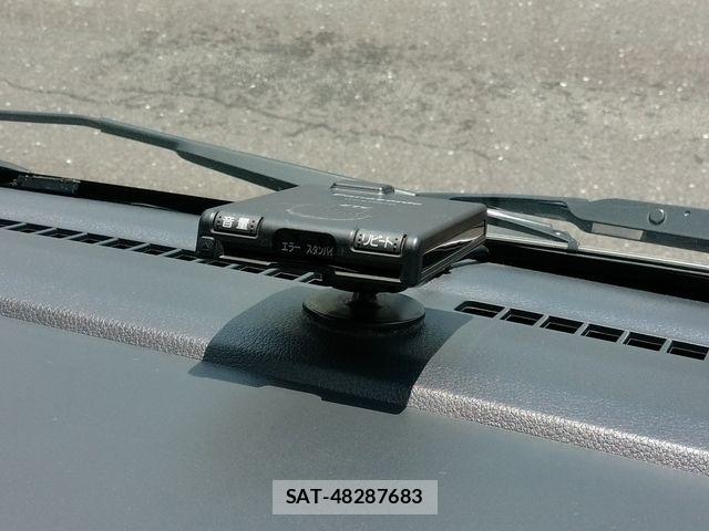 Daihatsu HIJET TRUCK 2017-01 7962001-19