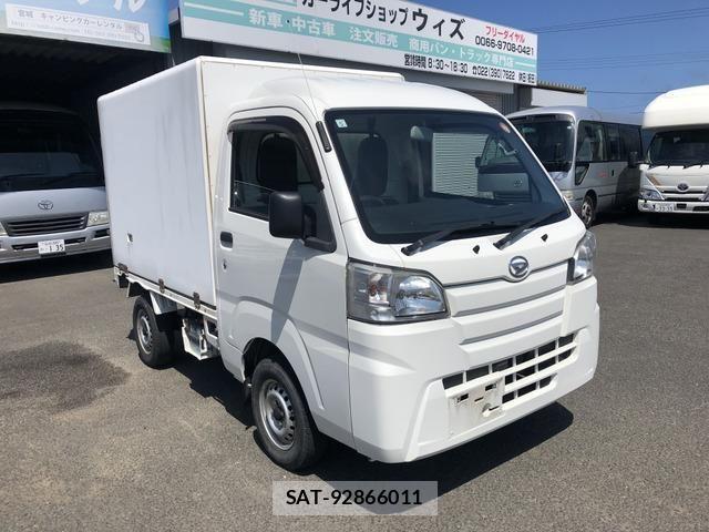 Daihatsu HIJET TRUCK 2018-05 7979448-2