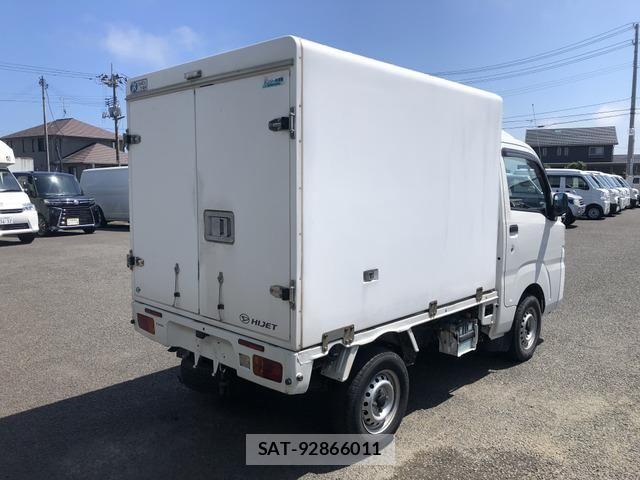 Daihatsu HIJET TRUCK 2018-05 7979448-6