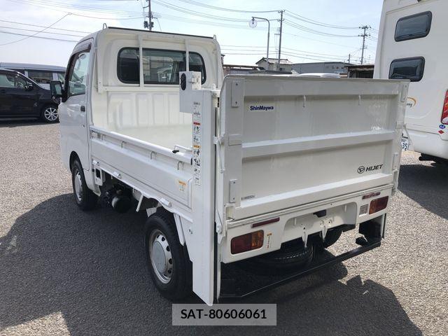 Daihatsu HIJET TRUCK 2016-02 7979447-7