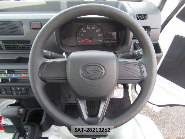 Daihatsu HIJET TRUCK 2026-04 8035941-11