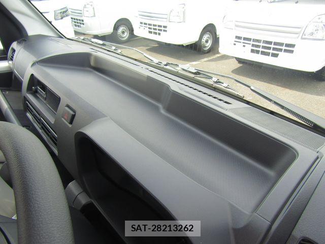 Daihatsu HIJET TRUCK 2026-04 8035941-16