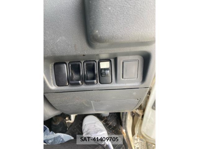Daihatsu HIJET TRUCK 2006-03 8035953-17