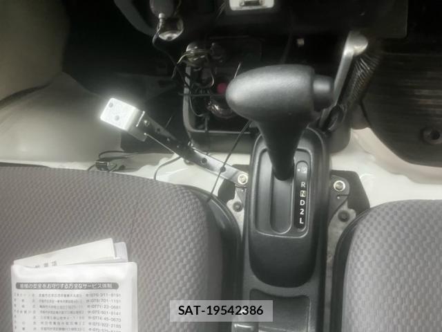 Daihatsu HIJET TRUCK 2018-08 8035948-10