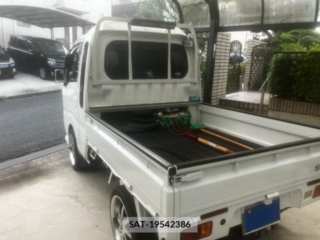 Daihatsu HIJET TRUCK 2018-08 8035948-2