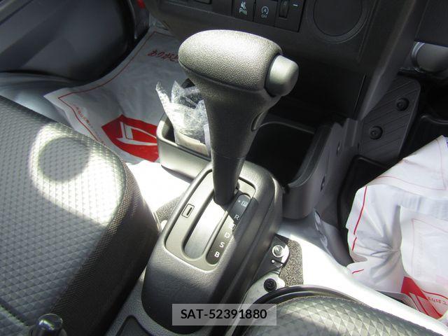 Daihatsu HIJET TRUCK 2026-04 8035938-13