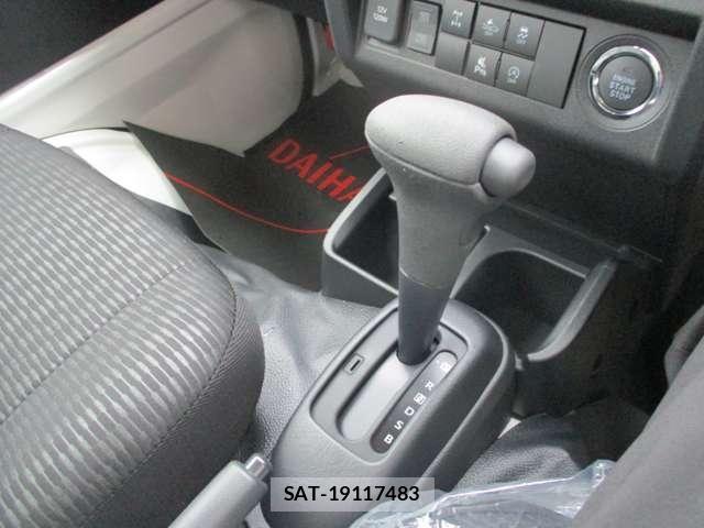 Daihatsu HIJET TRUCK 2026-04 8035937-13
