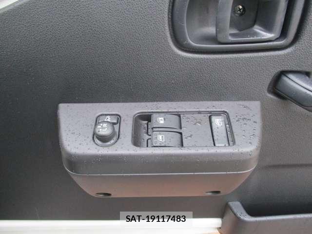 Daihatsu HIJET TRUCK 2026-04 8035937-18