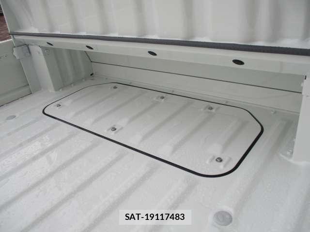 Daihatsu HIJET TRUCK 2026-04 8035937-27