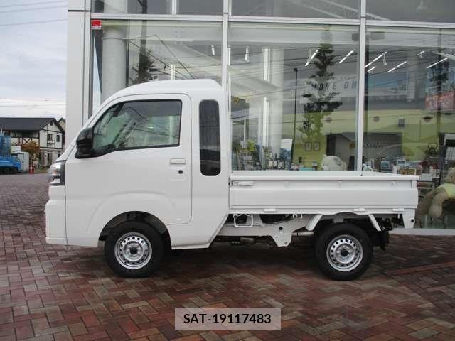 Daihatsu HIJET TRUCK 2026-04 8035937-2