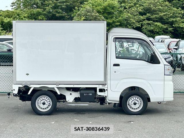 Daihatsu HIJET TRUCK 2026-01 8035934-9
