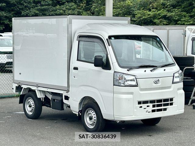 Daihatsu HIJET TRUCK 2026-01 8035934-6