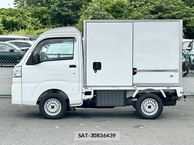Daihatsu HIJET TRUCK 2026-01 8035934-7
