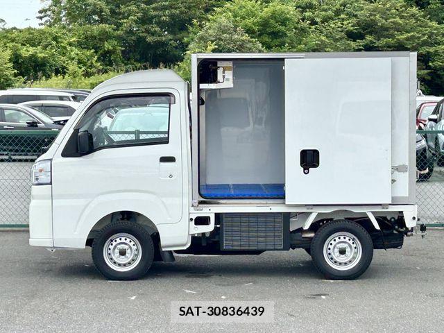 Daihatsu HIJET TRUCK 2026-01 8035934-8