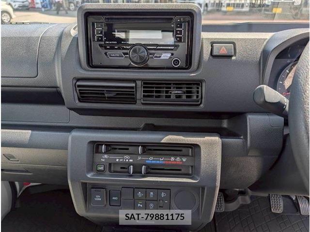 Daihatsu HIJET TRUCK 2024-07 8035947-19