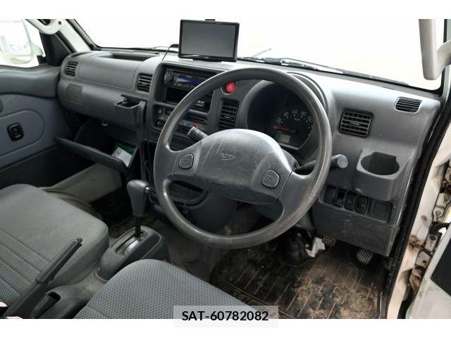 Daihatsu HIJET TRUCK 2011-06 8073998-8