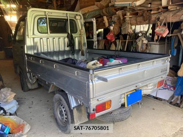 Daihatsu HIJET TRUCK 2014-08 8074000-2