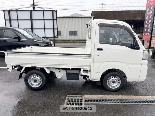Daihatsu HIJET TRUCK 2018-10 8073996-9