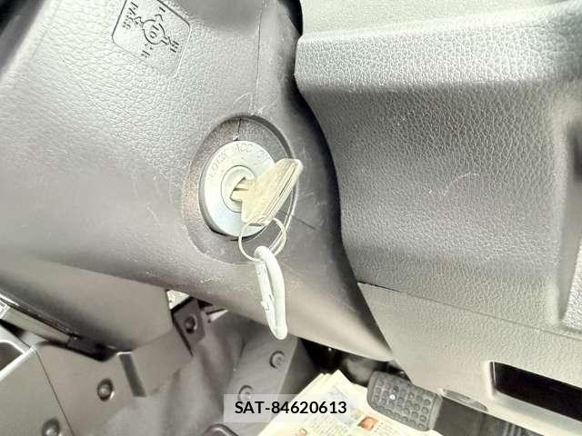 Daihatsu HIJET TRUCK 2018-10 8073996-21