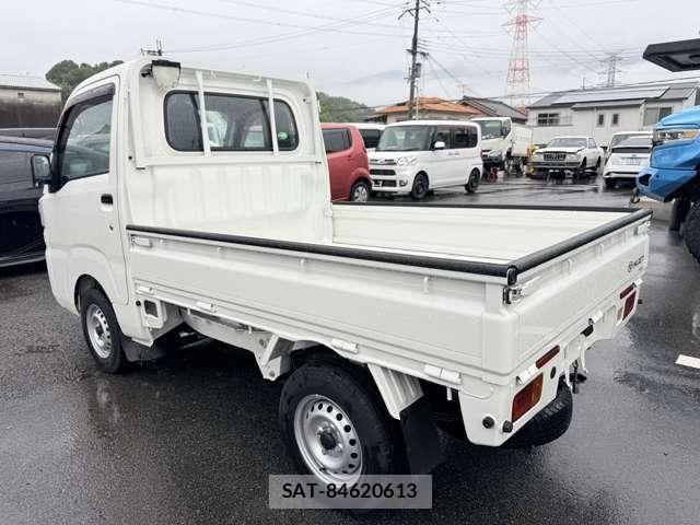 Daihatsu HIJET TRUCK 2018-10 8073996-4