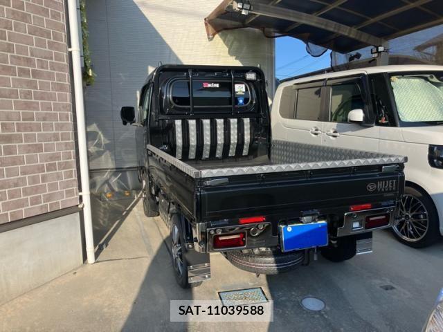 Daihatsu HIJET TRUCK 2023-04 8099572-3