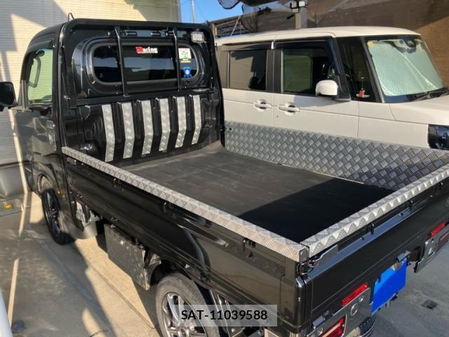 Daihatsu HIJET TRUCK 2023-04 8099572-6