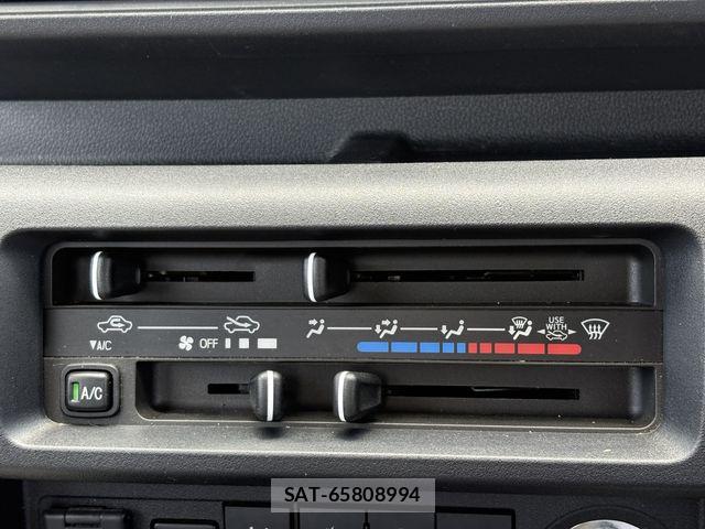 Daihatsu HIJET TRUCK 2022-03 8130496-28