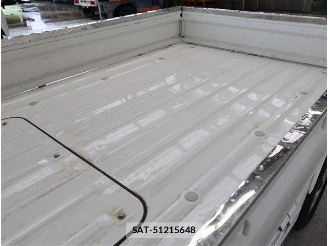 Daihatsu HIJET TRUCK 2021-10 8130500-22