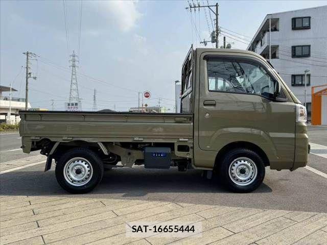 Daihatsu HIJET TRUCK 2018-06 8207840-11