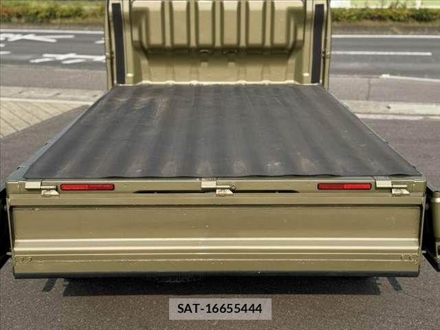 Daihatsu HIJET TRUCK 2018-06 8207840-18