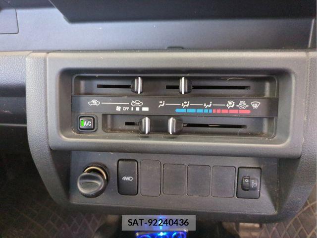 Daihatsu HIJET TRUCK 2014-11 8207839-10