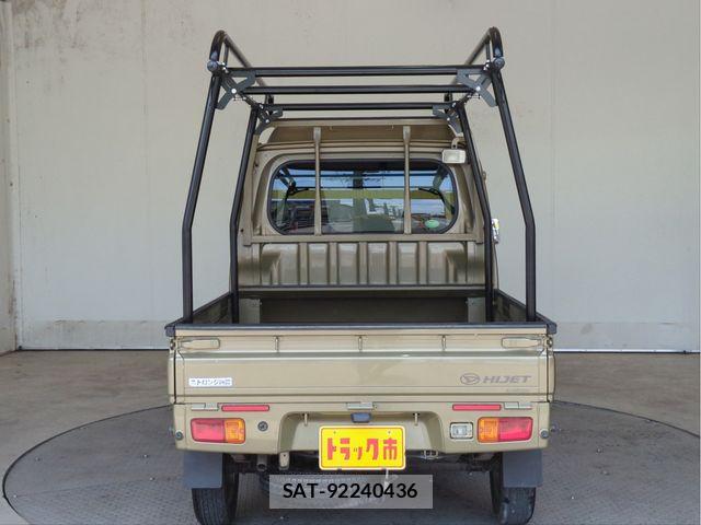 Daihatsu HIJET TRUCK 2014-11 8207839-17