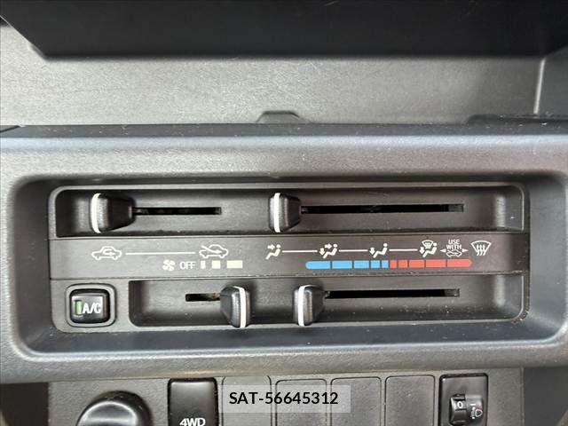 Daihatsu HIJET TRUCK 2015-02 8207844-21