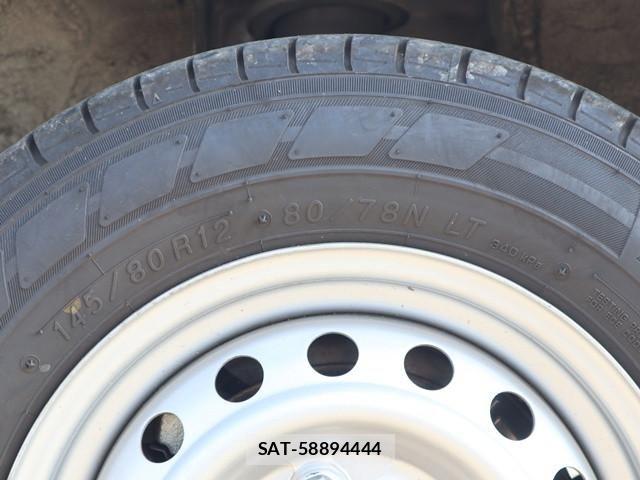 Daihatsu HIJET TRUCK 2022-01 8230309-26