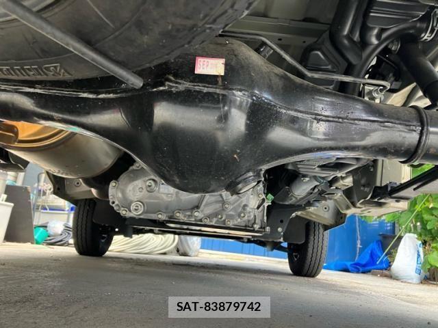 Daihatsu HIJET TRUCK 2024-04 8230310-9