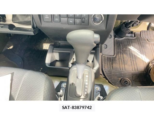 Daihatsu HIJET TRUCK 2024-04 8230310-18