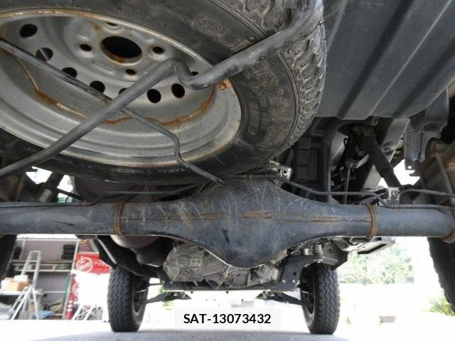 Daihatsu HIJET TRUCK 2016-12 8245402-20