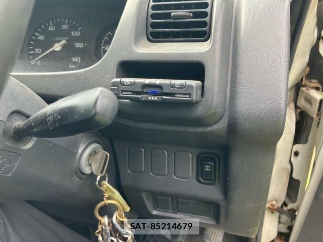 Daihatsu HIJET TRUCK 2003-02 8245407-10