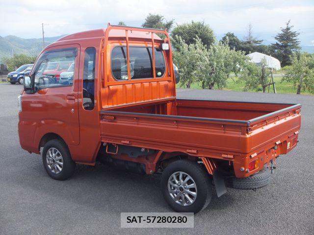 Daihatsu HIJET TRUCK 2018-07 8245405-10