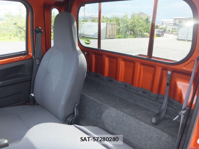Daihatsu HIJET TRUCK 2018-07 8245405-15