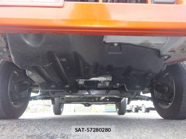 Daihatsu HIJET TRUCK 2018-07 8245405-24