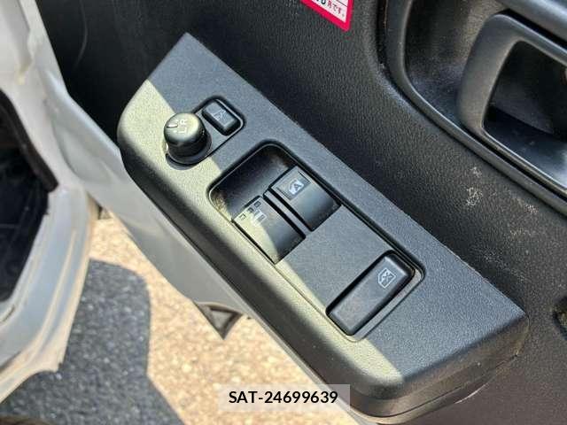 Daihatsu HIJET TRUCK 2023-04 8245403-16