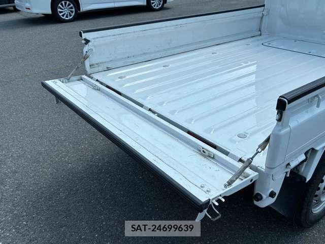 Daihatsu HIJET TRUCK 2023-04 8245403-22