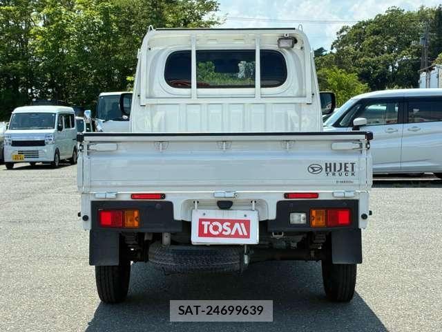 Daihatsu HIJET TRUCK 2023-04 8245403-24