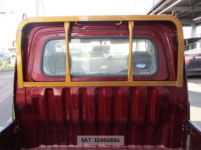 Daihatsu HIJET TRUCK 2007-06 8245408-10