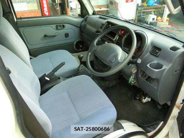 Daihatsu HIJET TRUCK 2010-04 8314745-11